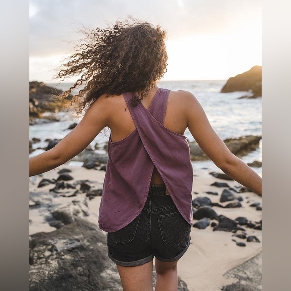 Tentree Women’s Harbour Tank colour Quartz Pink size S - Picture 6 of 12